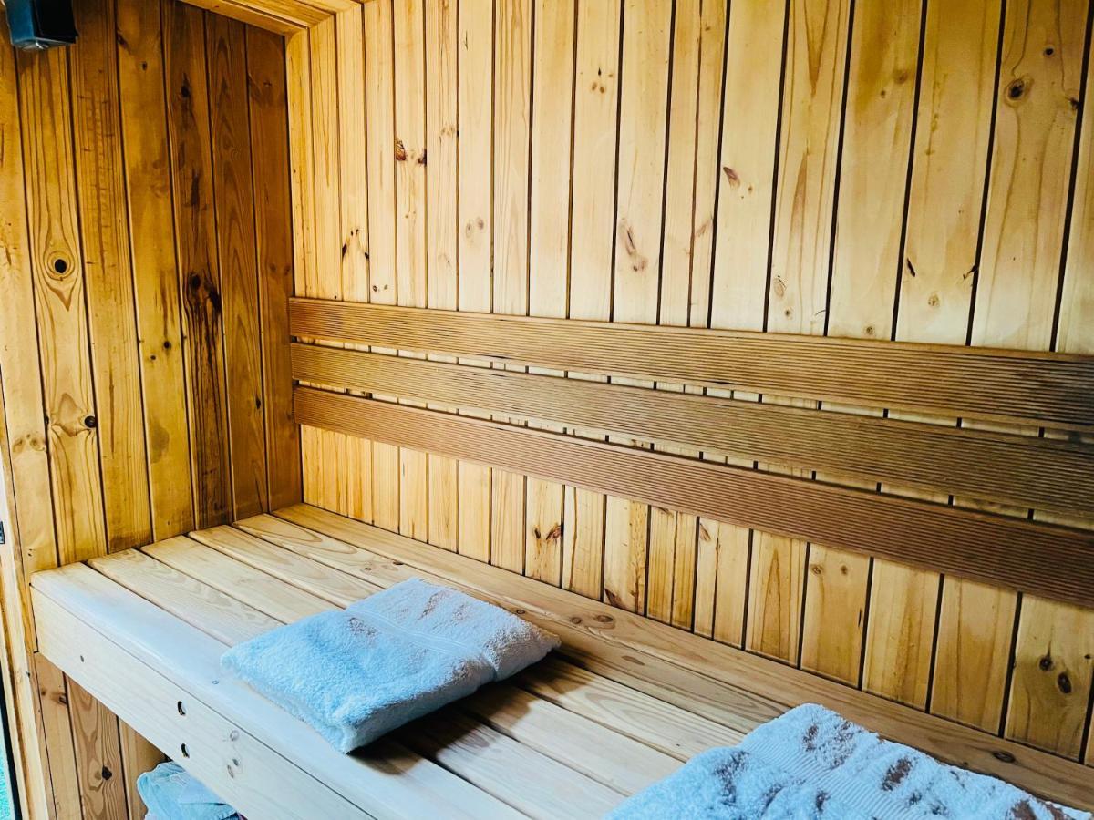 Art-Inspired Bedroom Close To Cbd Mossel Bay Eksteriør bilde